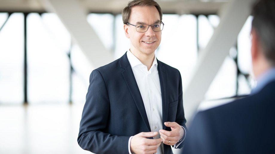 g+d ceo of mobile security philipp schulte in a conversion
